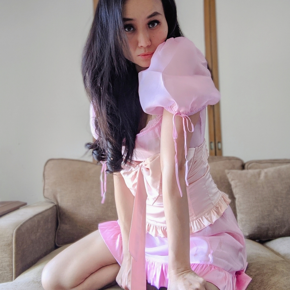 SERPENTI APPAREL The Lulu Dress - Barbie Pink